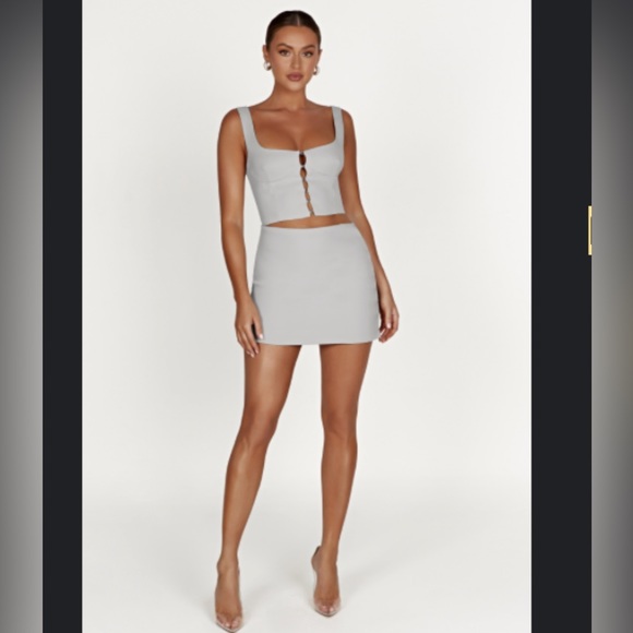 Meshki NWT Lainey Hook And Eye Mini Skirt & Top Set - Grey Small - Picture 1 of 7